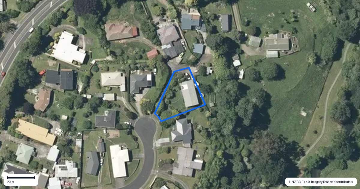 Property context map for 35 Russell Terrace, Putaruru