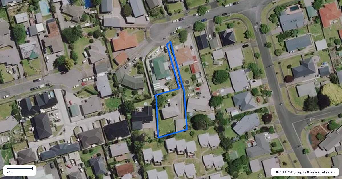 Property context map for 8 Casper Street, Fairfield, Hamilton