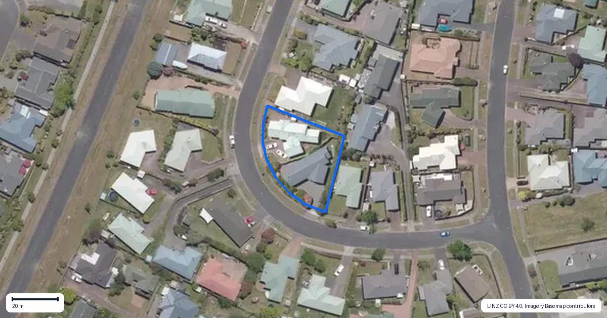 Property context map for 8 The Grove, Nukuhau, Taupo