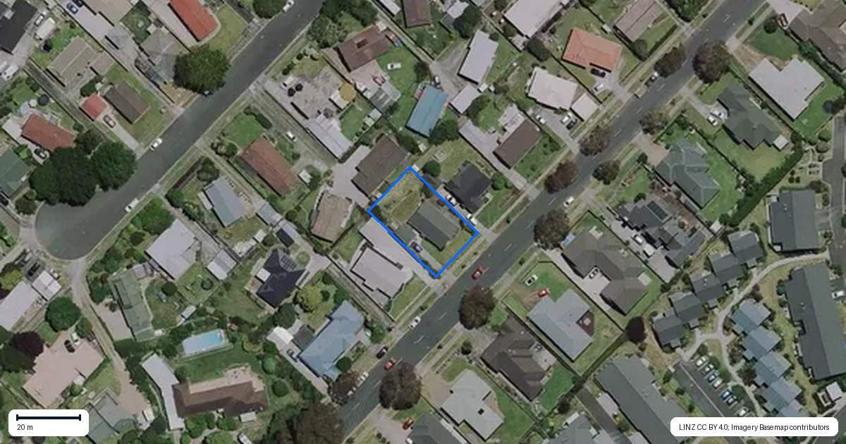 Property context map for 18 Dixon Road, Fitzroy, Hamilton