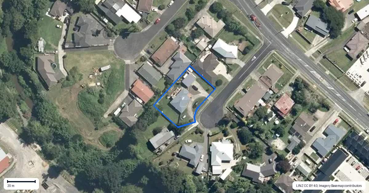 Property context map for 48 Wainui Avenue, Te Awamutu