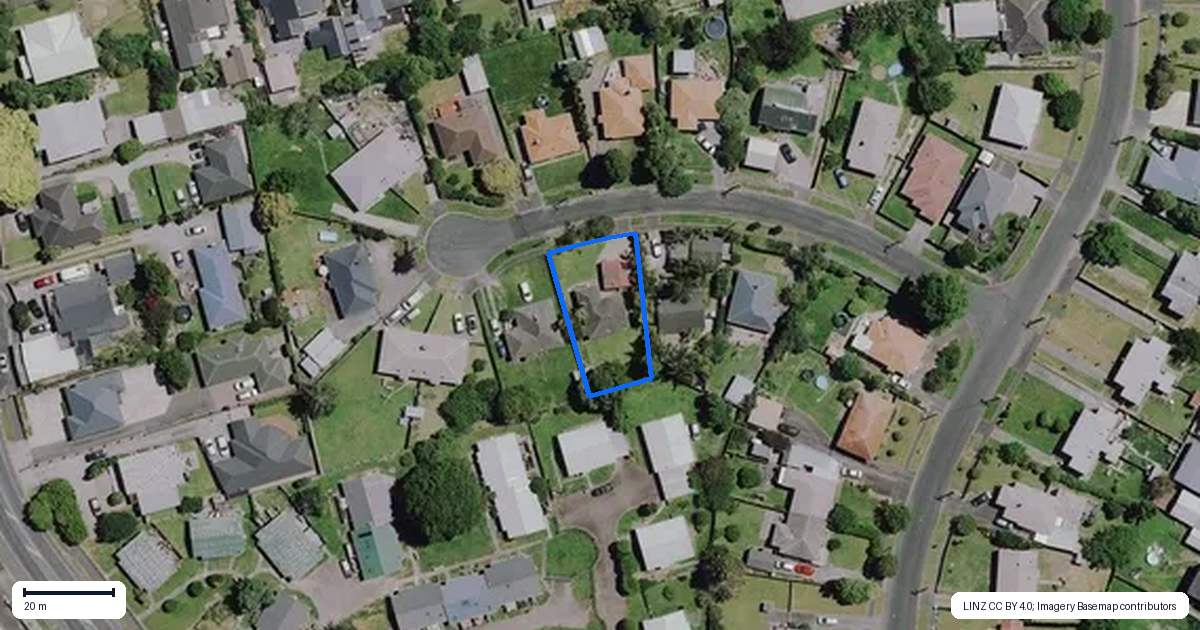 Property context map for 6 Watts Crescent, Hamilton East, Hamilton