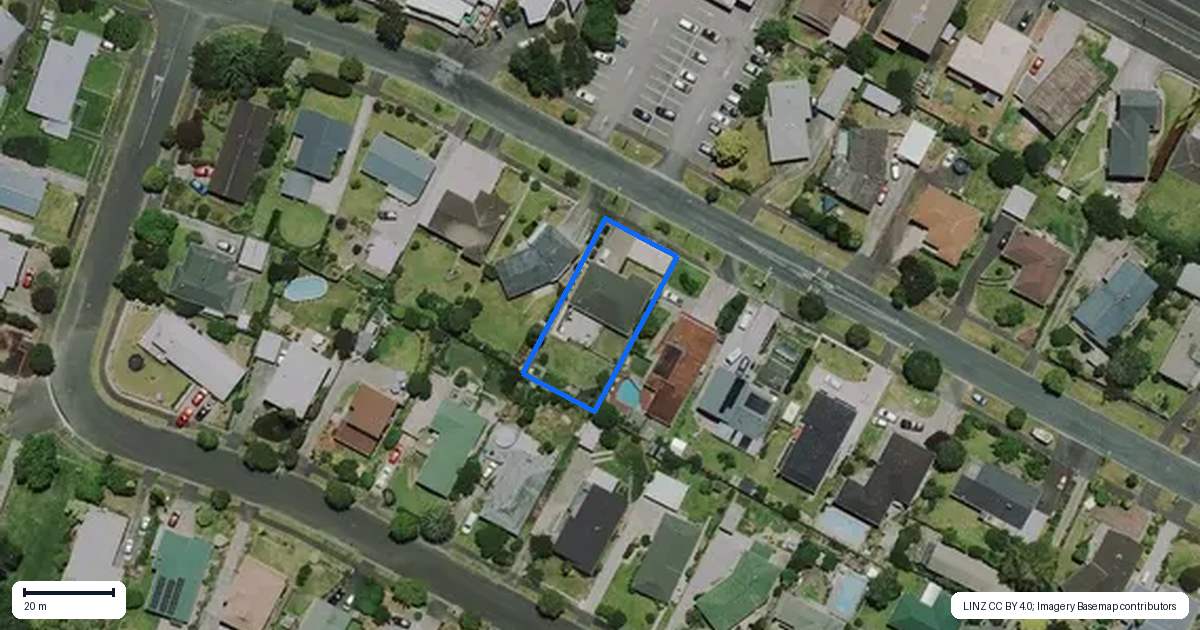 Property context map for 50 MacDonald Road, Glenview, Hamilton