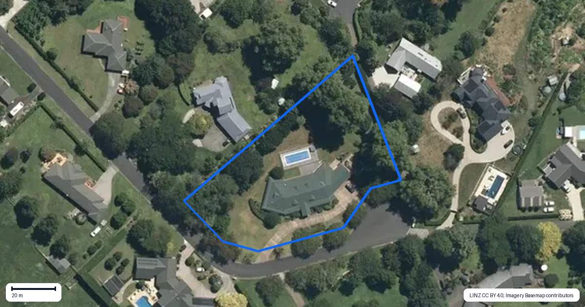 Property context map for 223 Lake View Drive, Karapiro, Cambridge