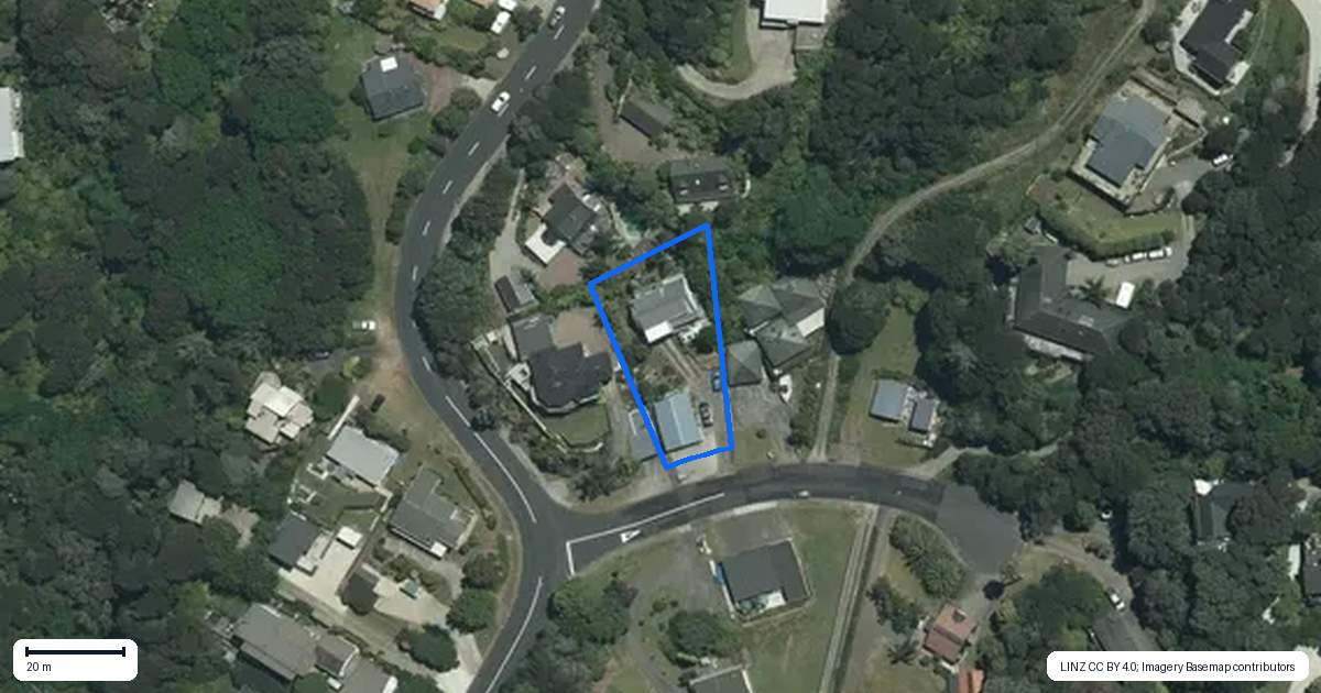 Property context map for 1 Pohutukawa Grove, Whitianga