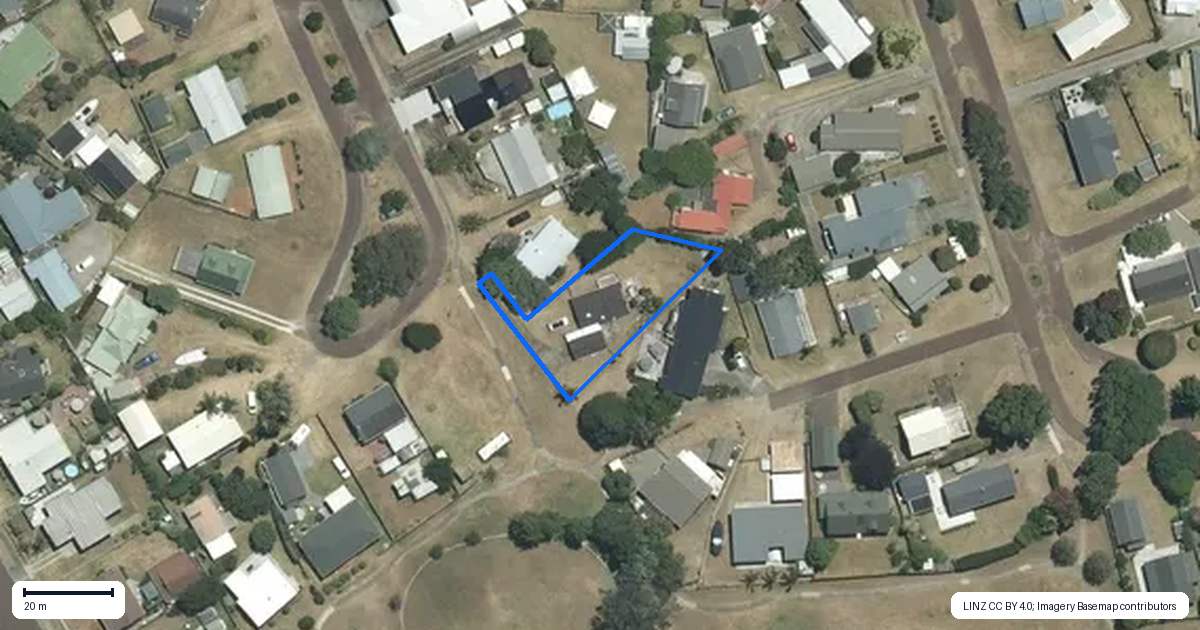 Property context map for 13 Coronation Row, Pauanui