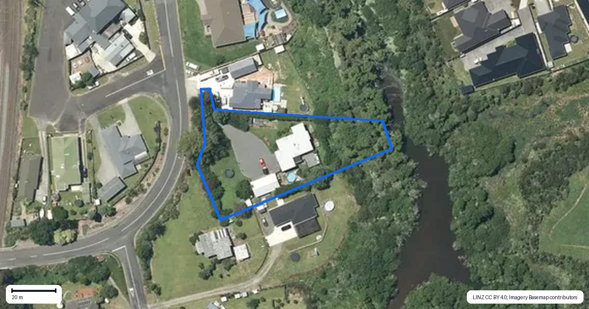Property context map for 22 Te Putu Street, Taupiri