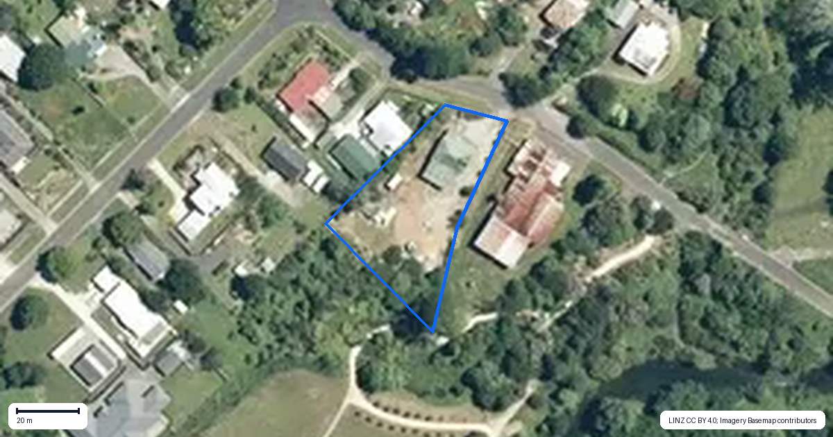 Property context map for 36 Clarke Street, Waihi
