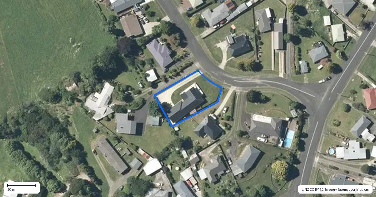 Property context map for 8 Philip Street, Putaruru