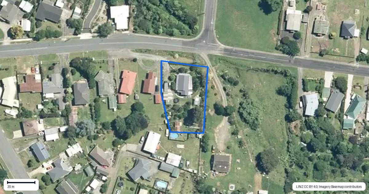 Property context map for 33 Aorangi Road, Paeroa