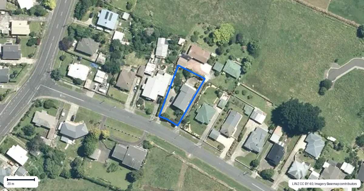 Property context map for 8 Aorangi Road, Paeroa