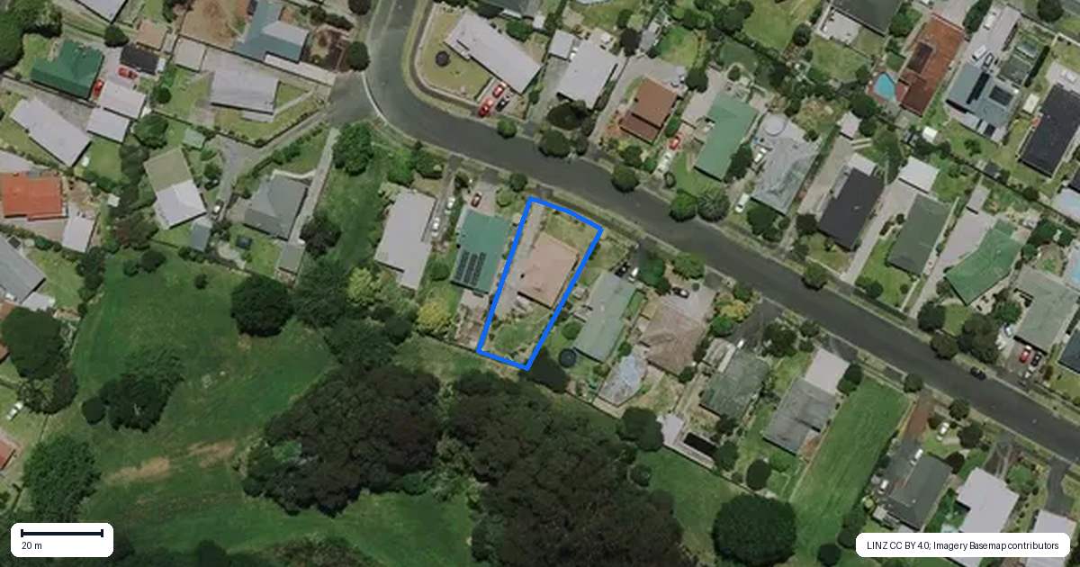 Property context map for 51 Resthill Crescent, Glenview, Hamilton