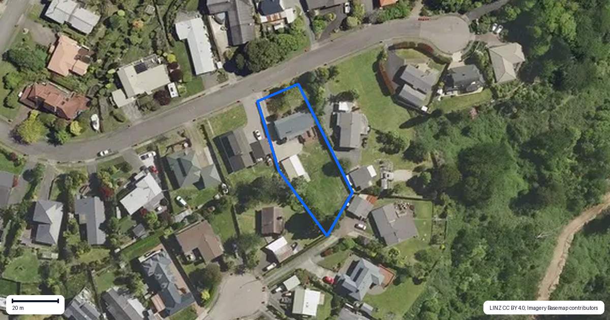 Property context map for 13 Henare Place, Tihiotonga, Rotorua