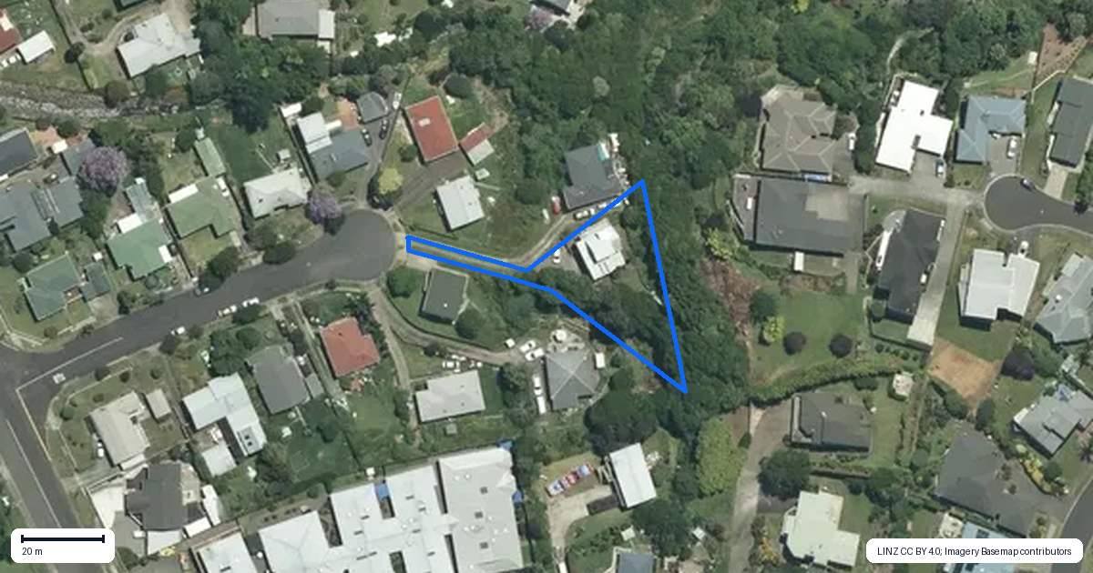 Property context map for 114 Abingdon Place, Thames