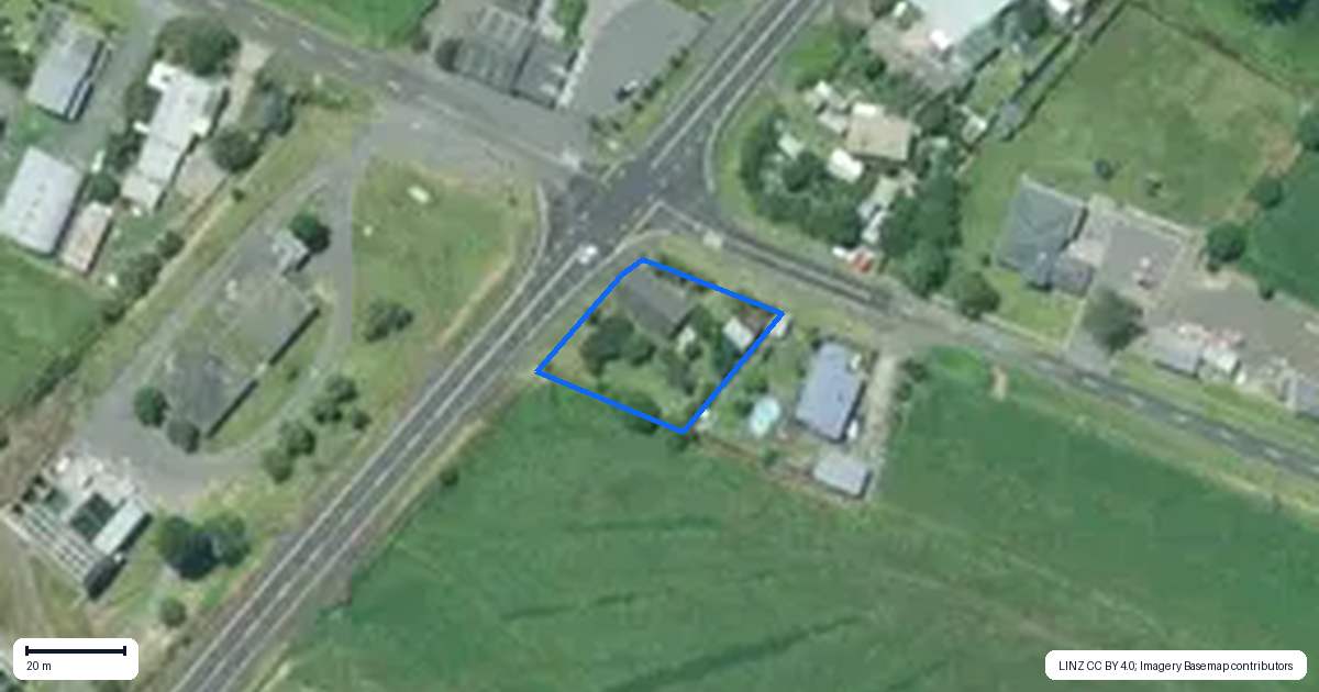 Property context map for 2 Mahuta Road North, Waitakaruru, Ngatea