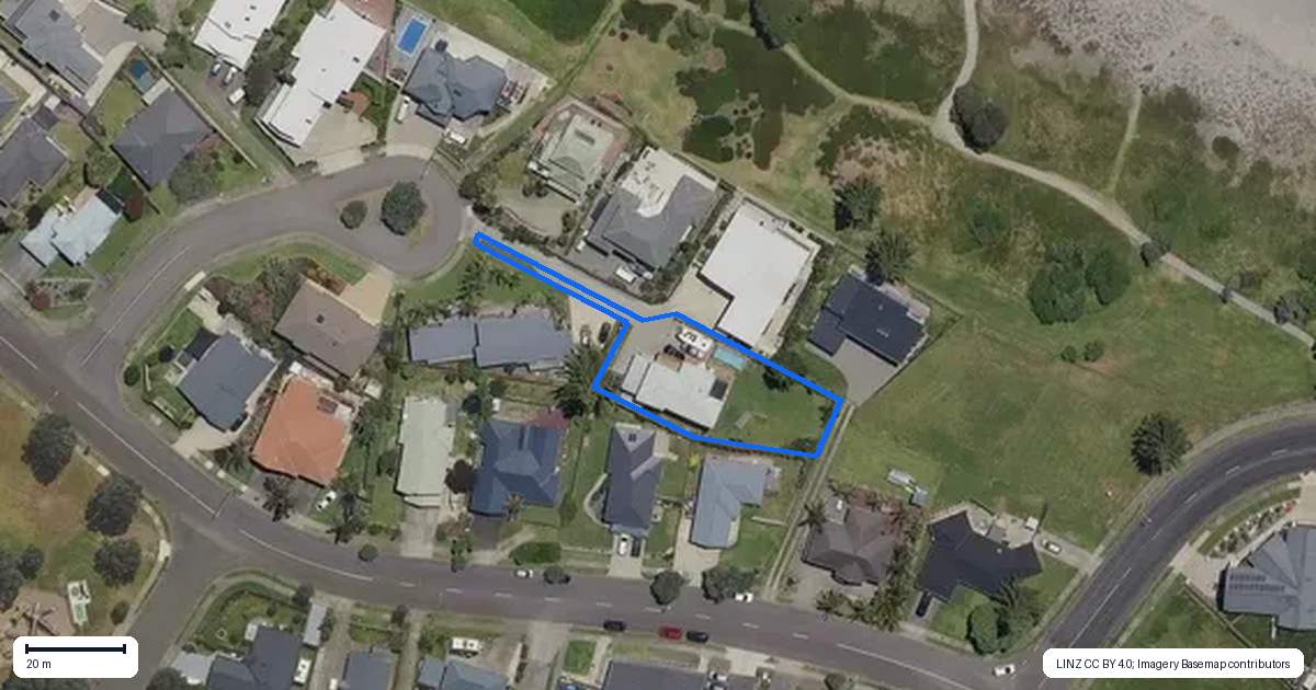 Property context map for 11 Commodores Close, Coastlands, Whakatane