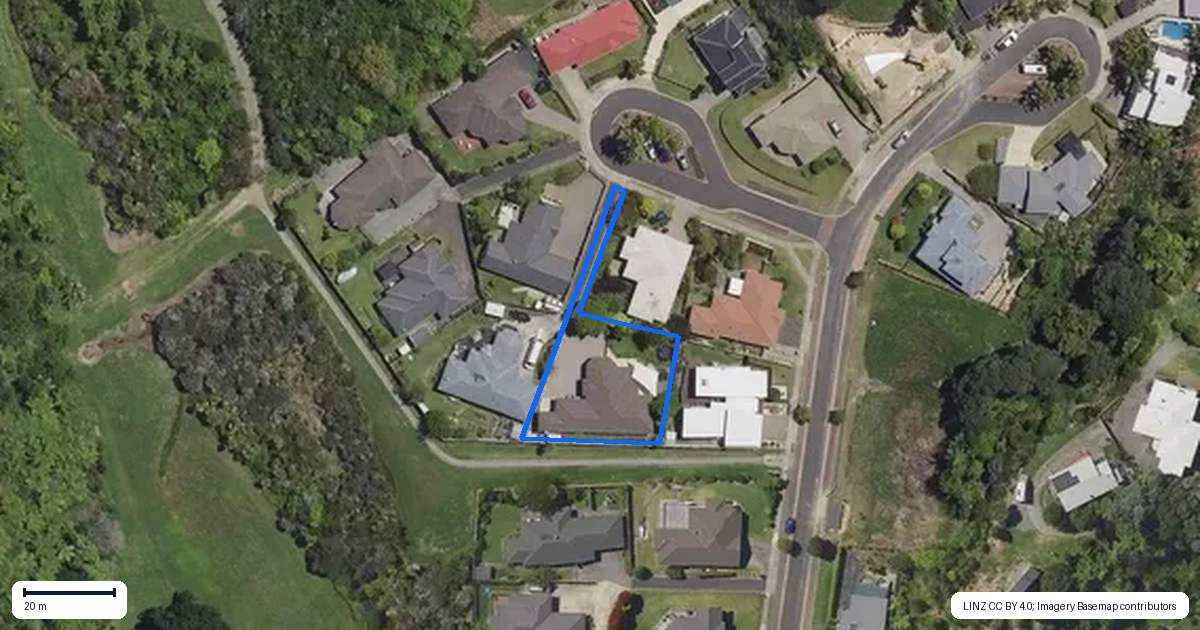 Property context map for 5 The Green, Whakatane