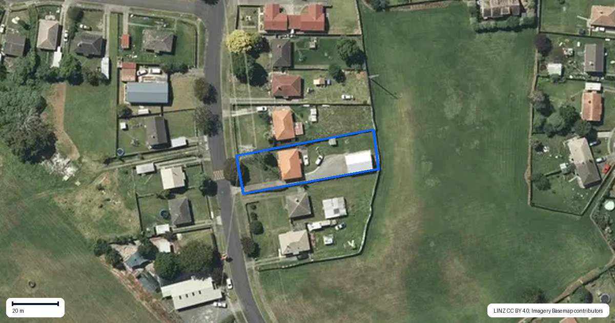 Property context map for 19 Smith Avenue, Huntly