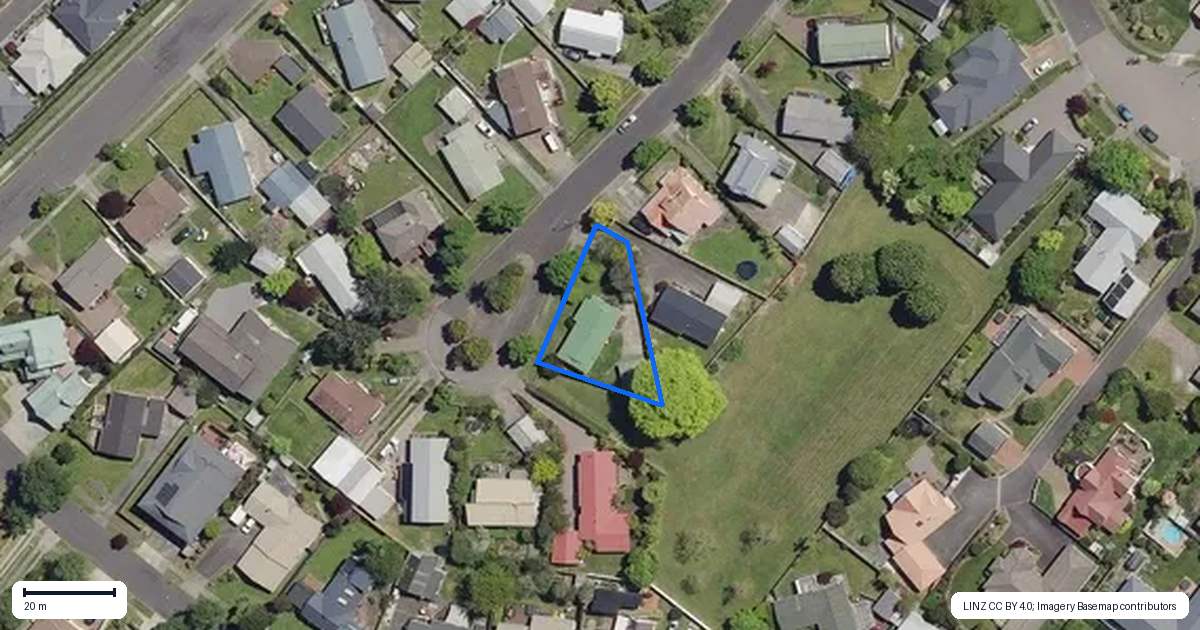 Property context map for 14 Te Ana Place, Lynmore, Rotorua
