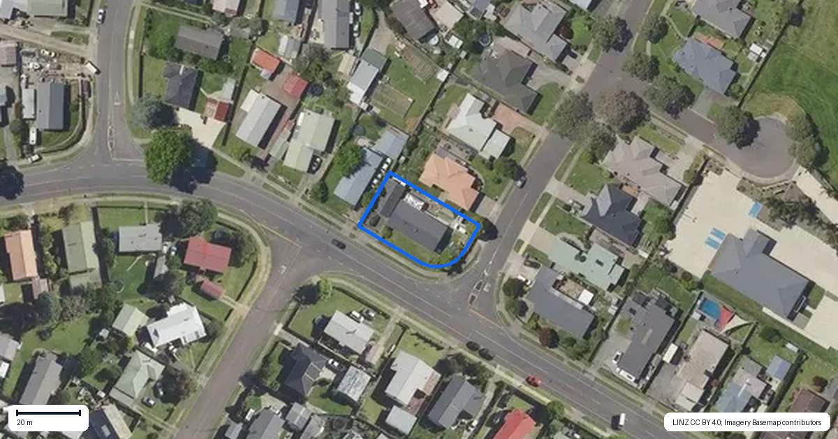 Property context map for 1 Edgewater Grove, Whakatane
