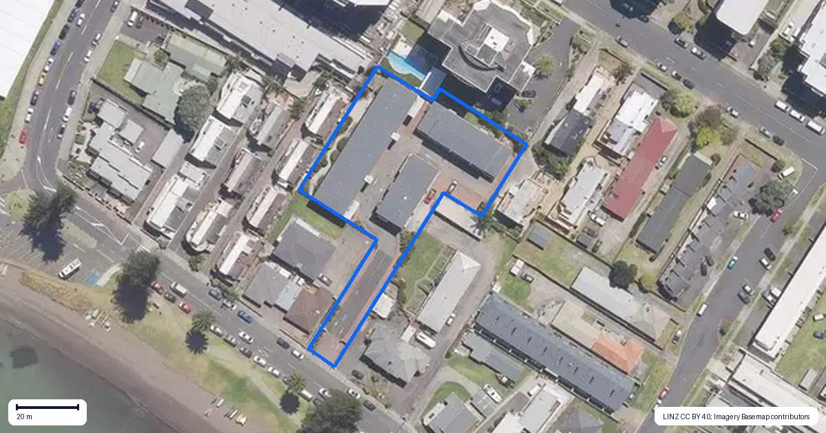 Property context map for 2/5 The Mall, Mount Maunganui