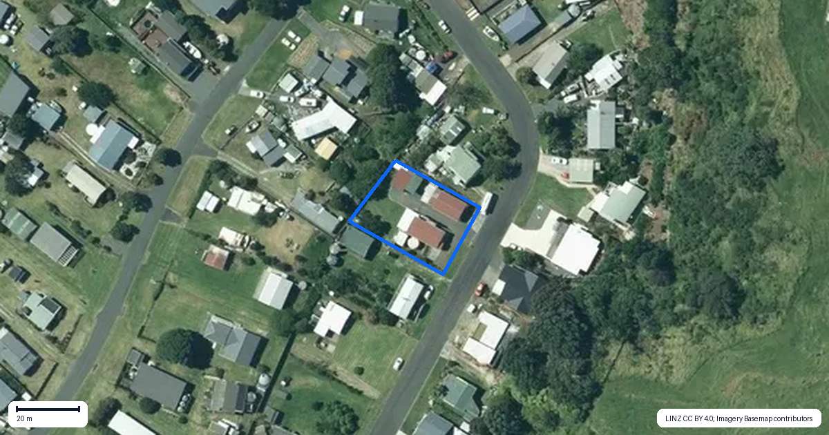 Property context map for 210 Cooper Drive, Kawhia