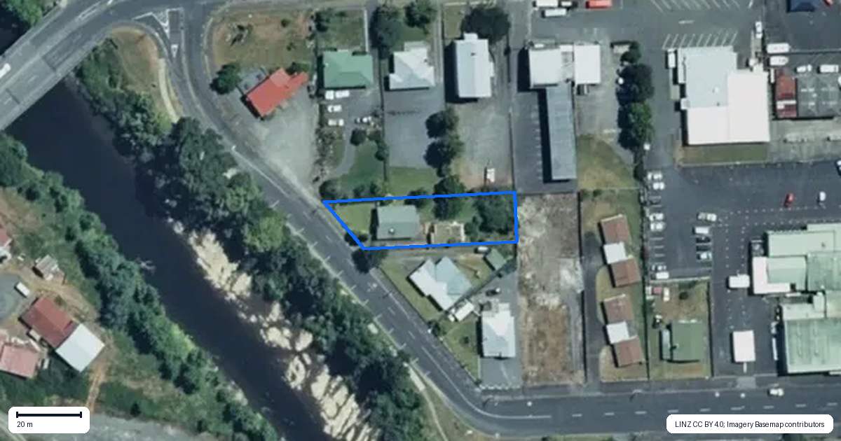 Property context map for 16 River Road, Taumarunui