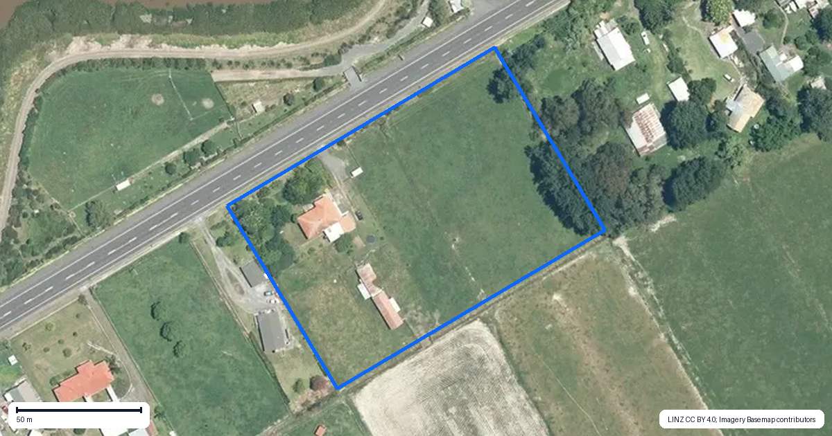 Property context map for 610 State Highway 25, Waitakaruru, Ngatea