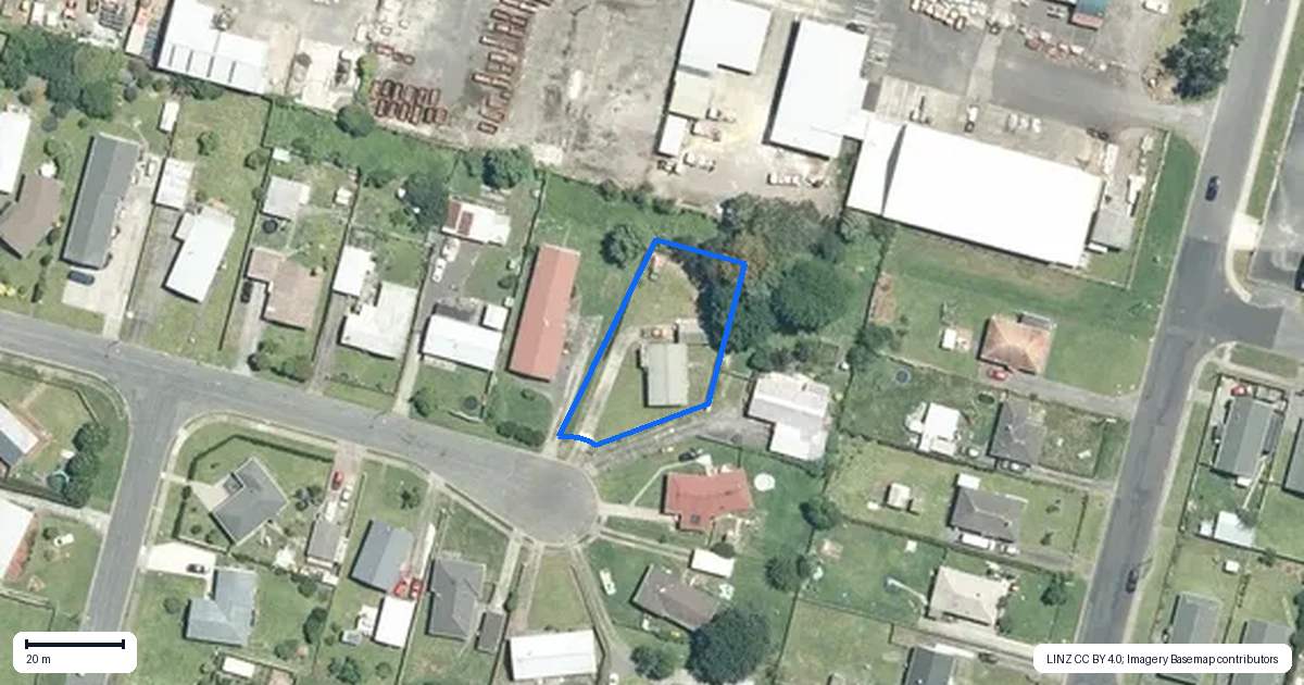 Property context map for 20 Menzies Place, Paeroa