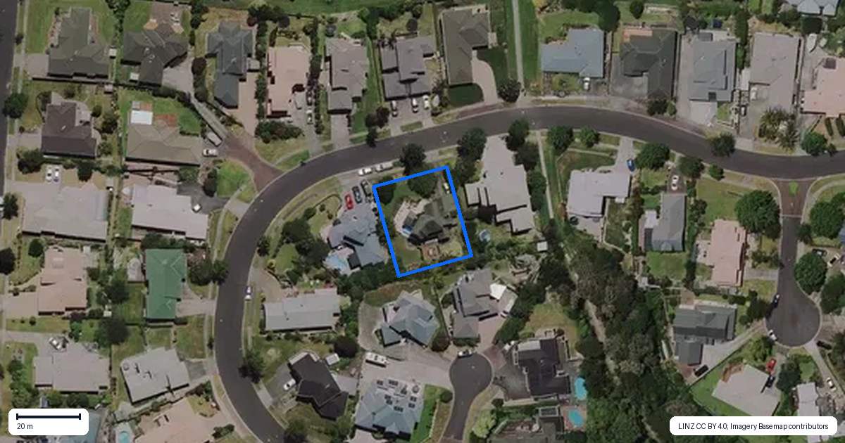 Property context map for 33 Greenfield Drive, Western Heights, Hamilton