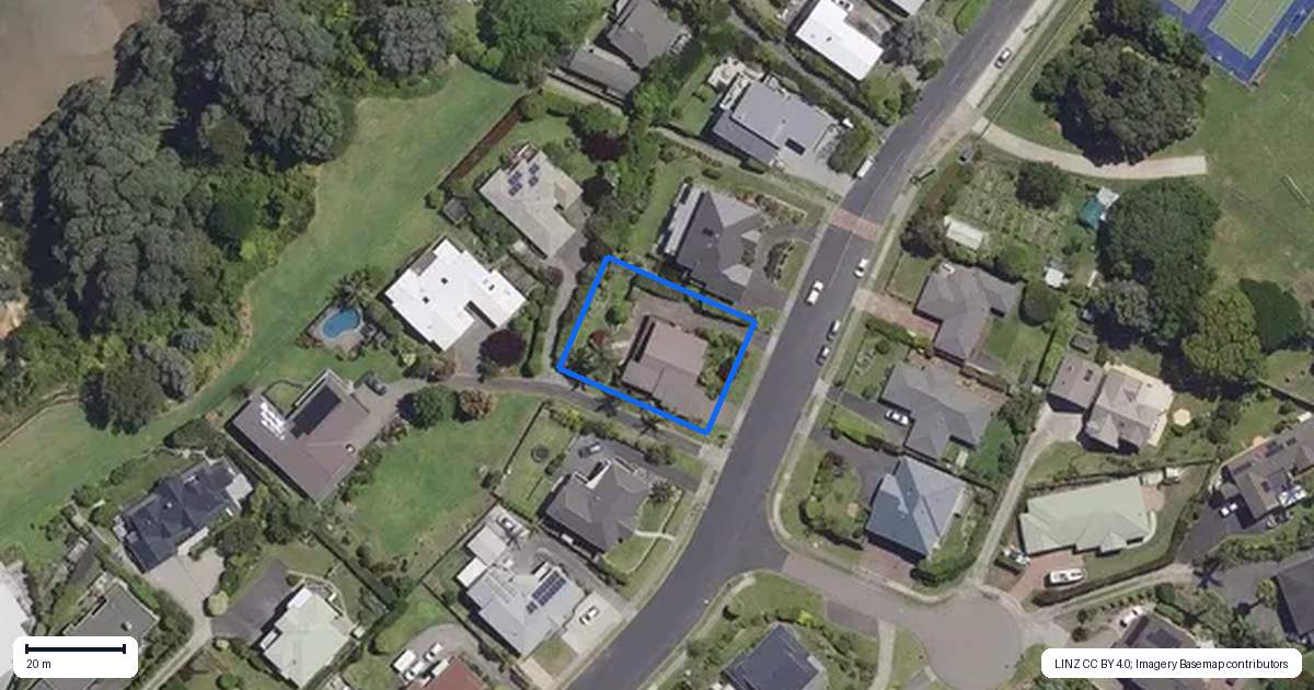 Property context map for 82 Hamurana Road, Omokoroa