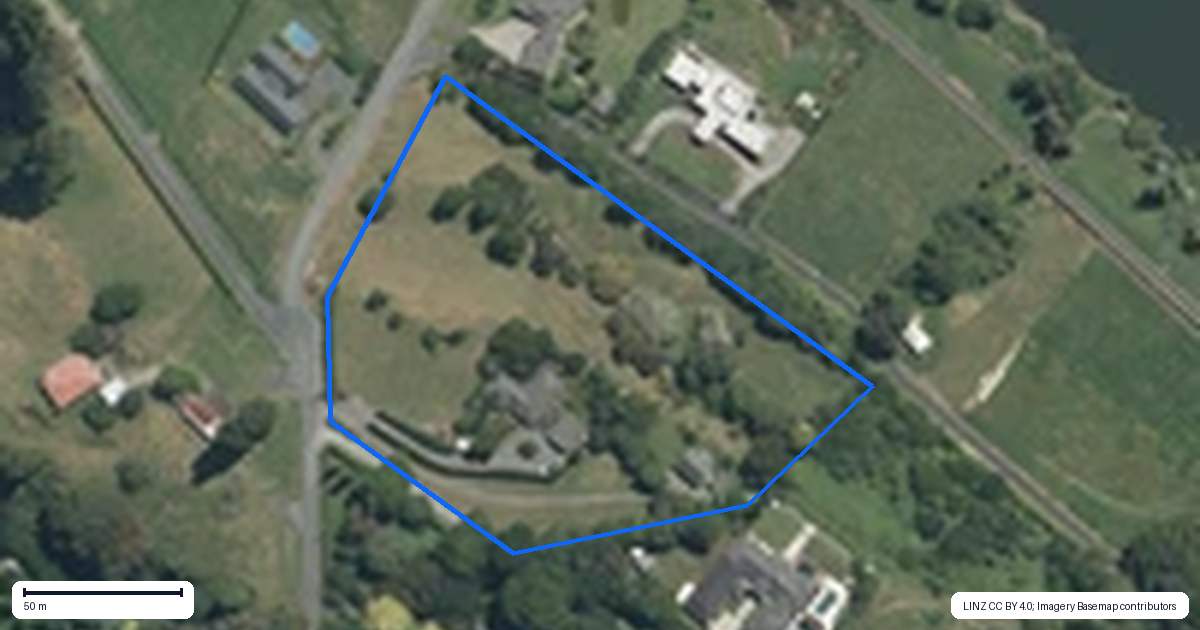 Property context map for 62 Lowe Road, Rukuhia, Hamilton