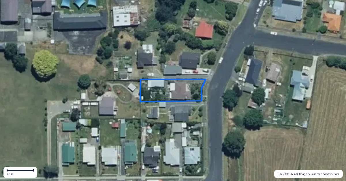 Property context map for 17 Paraone Street, Taumarunui