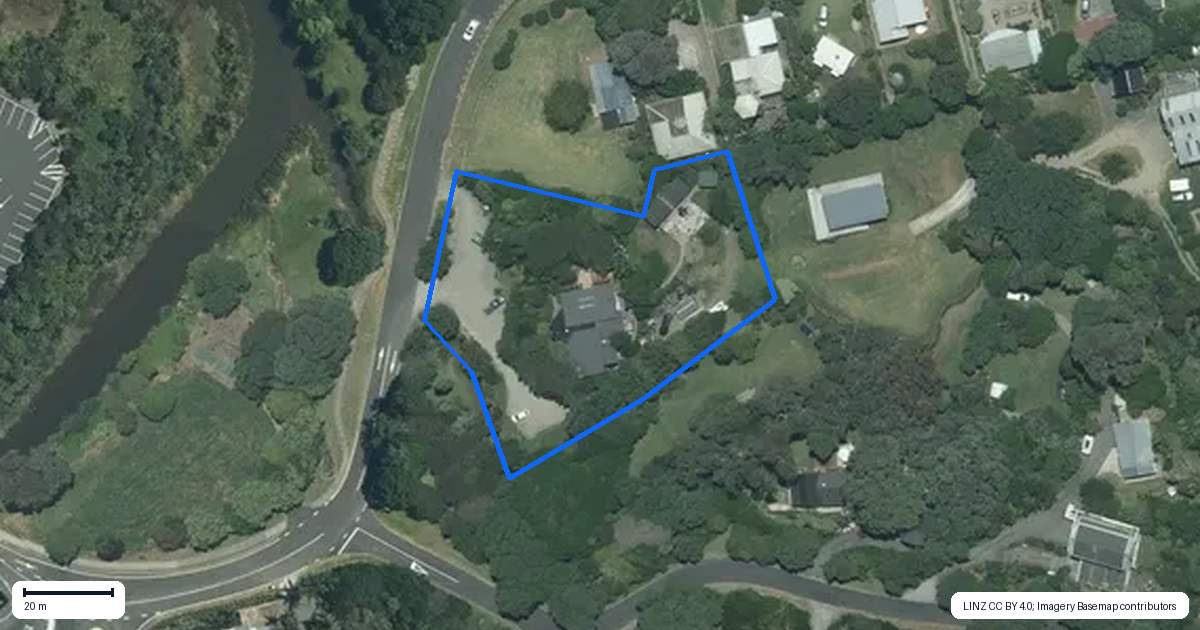 Property context map for 8 Pye Place, Hot Water Beach, Whitianga