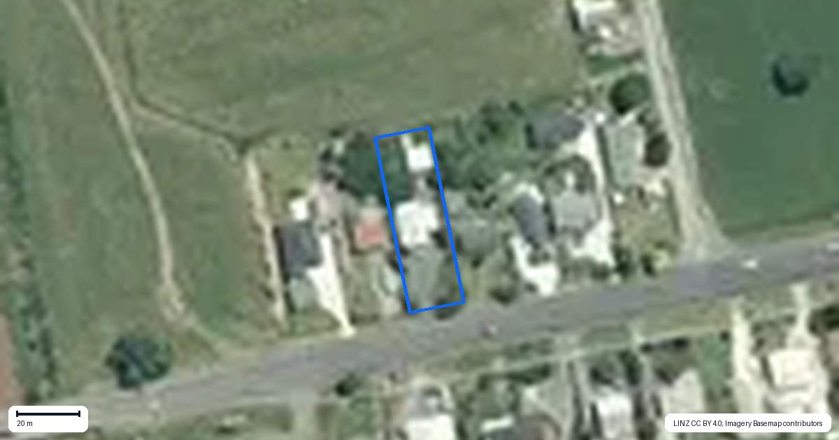 Property context map for 15 Orchard East Road, Ngatea