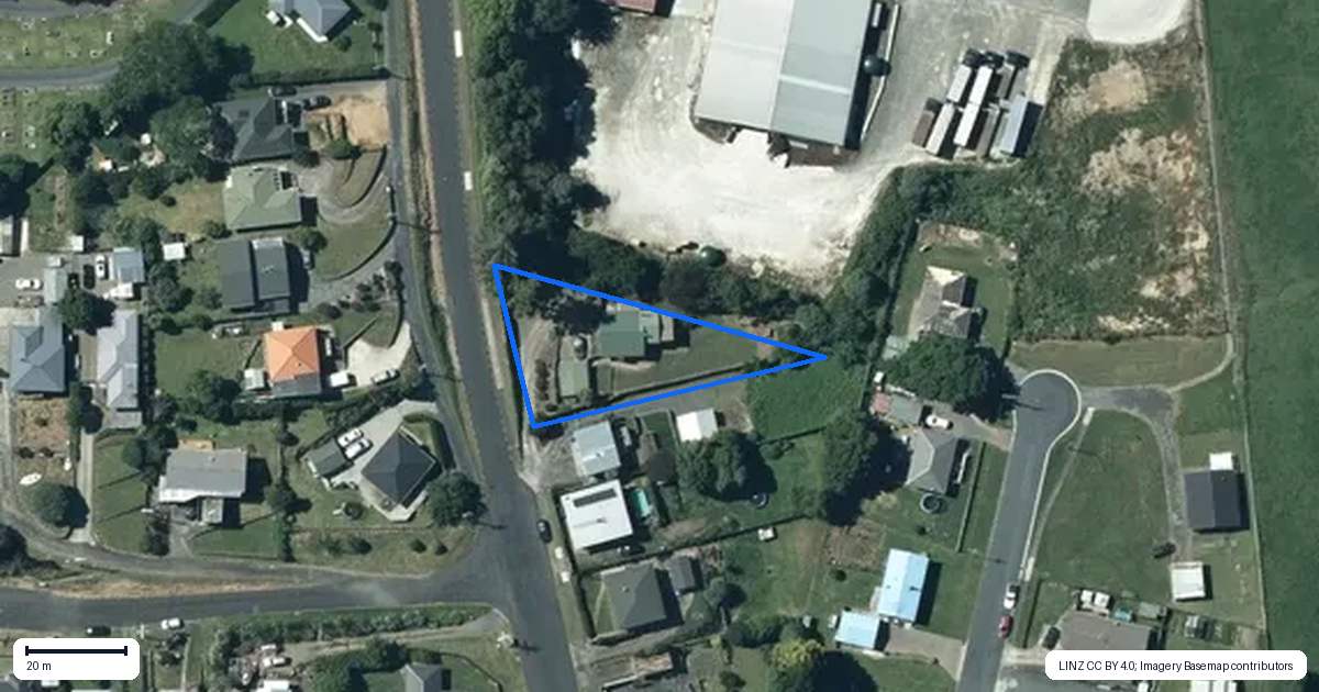 Property context map for 11 Karaka Road, Otorohanga