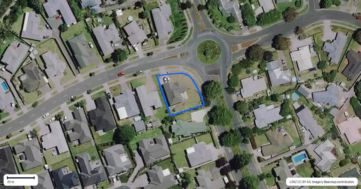Property context map for 11 Tuirangi Street, Flagstaff, Hamilton