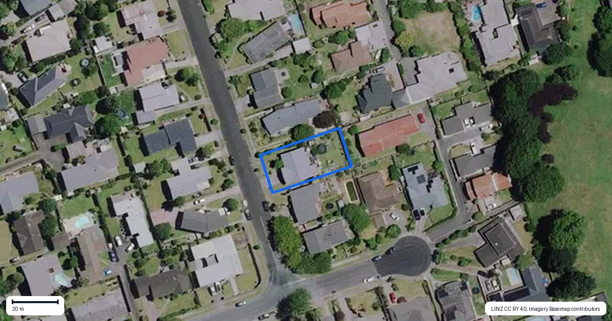 Property context map for 6 Bernard Street, Chedworth, Hamilton