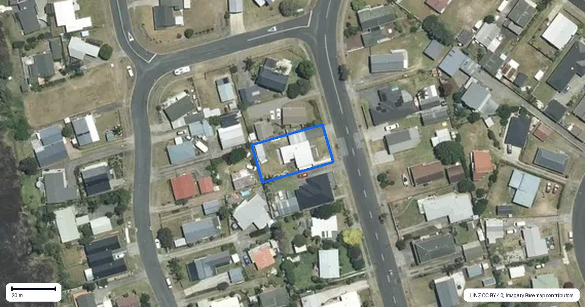 Property context map for 104 Mayfair Avenue, Whangamata