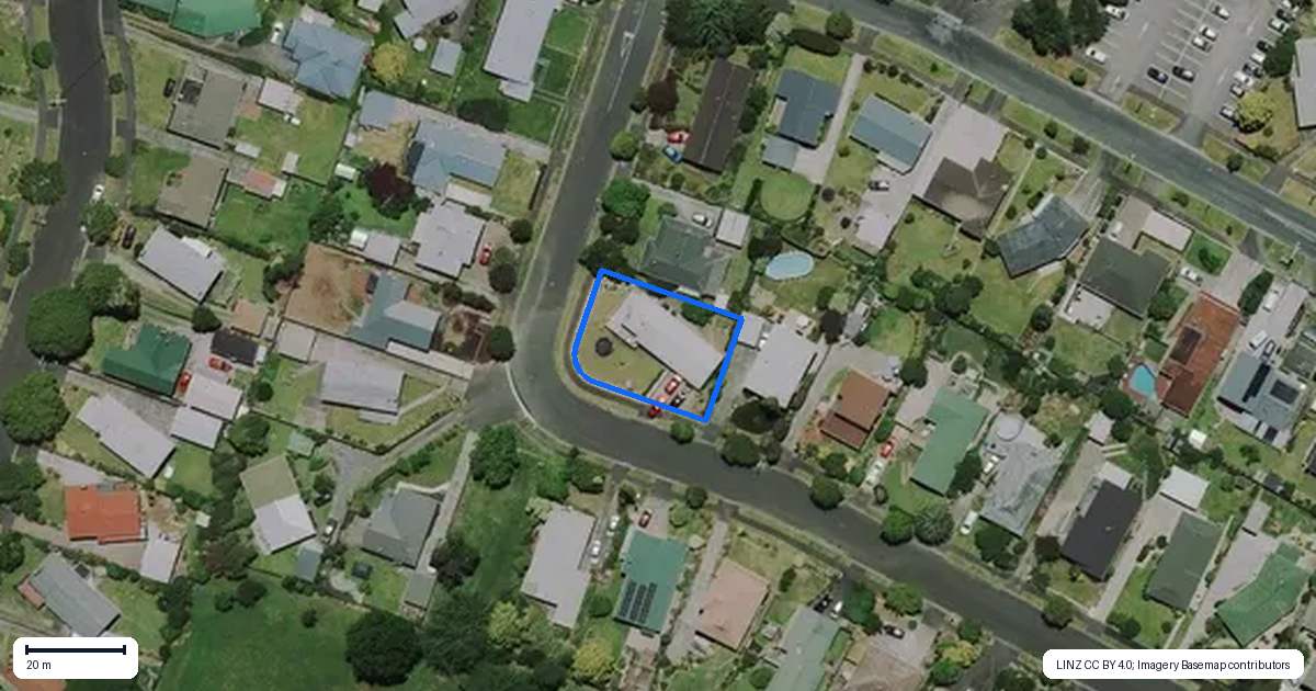Property context map for 32 Resthill Crescent, Glenview, Hamilton