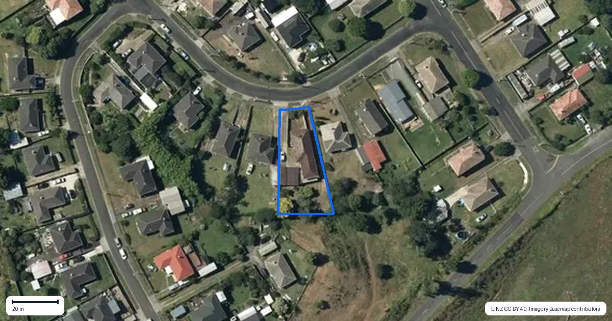 Property context map for 32 Kohekohe Crescent, Meremere, Mercer