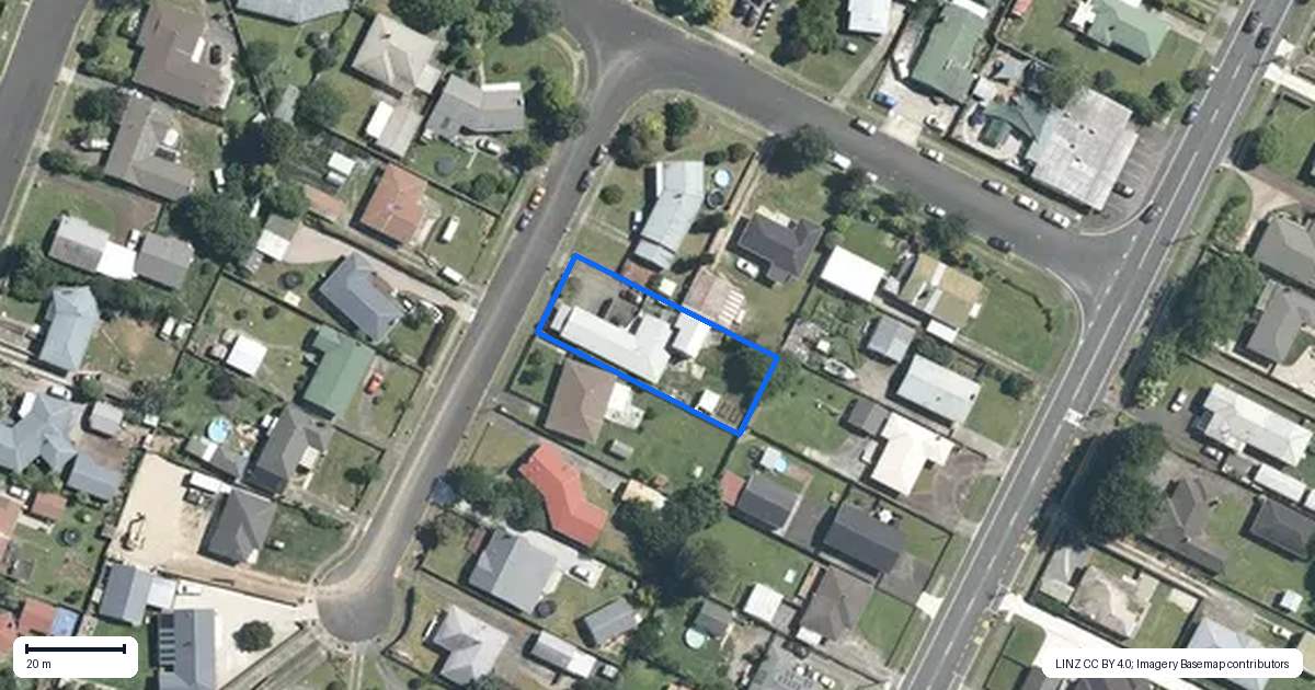Property context map for 2 York Place, Matamata