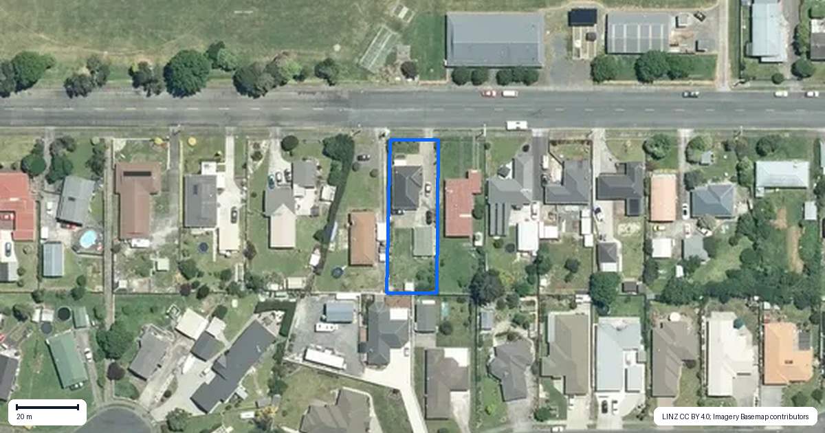 Property context map for 33 Hayward Road, Ngatea
