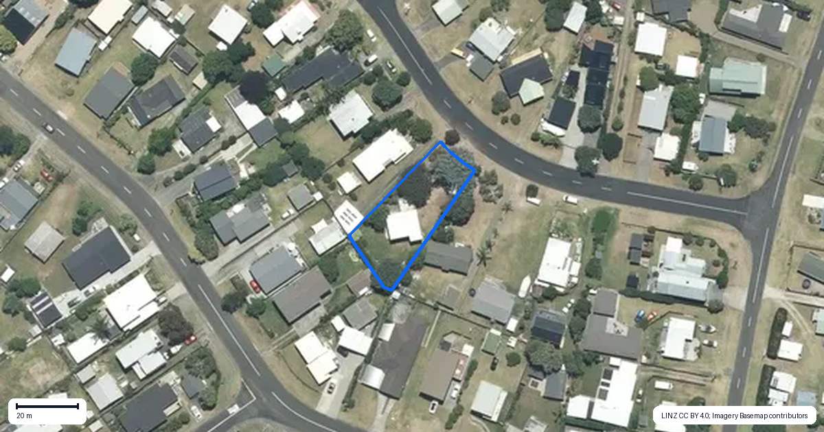 Property context map for 421 Linton Crescent, Whangamata