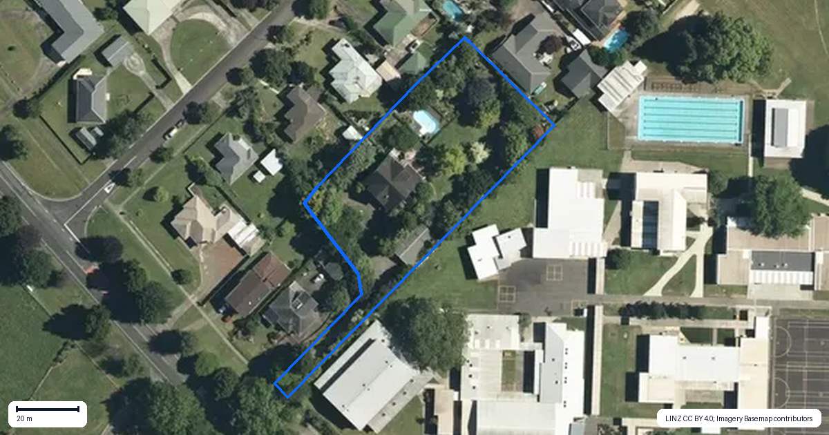 Property context map for 112 Stanley Avenue, Te Aroha
