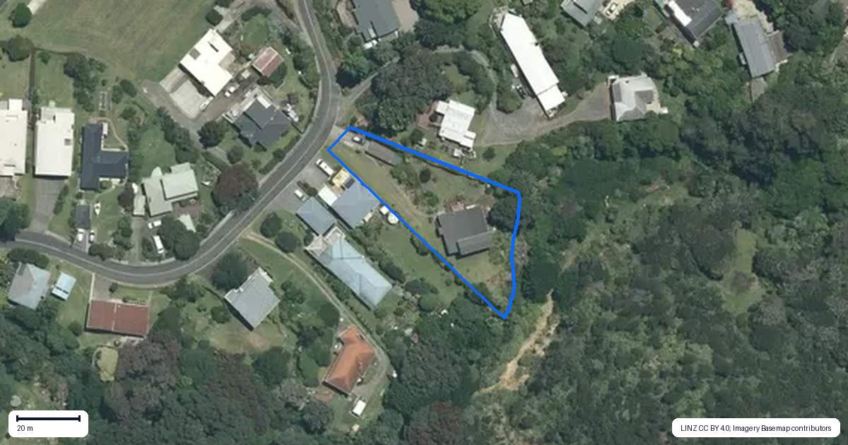 Property context map for 16 Patui Avenue, Ngarimu Bay, Thames