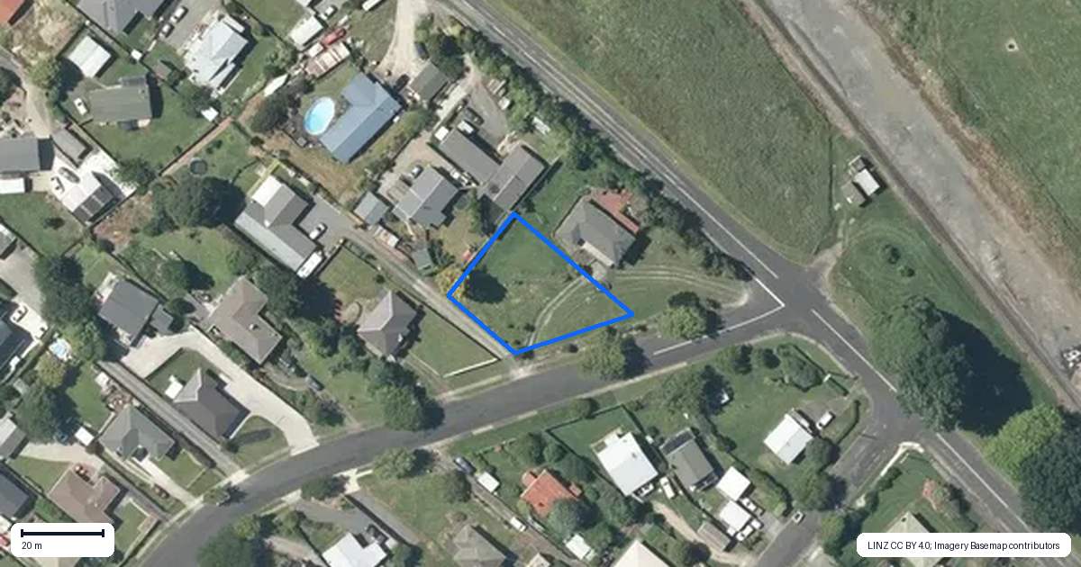 Property context map for 38 Station Street, Tirau