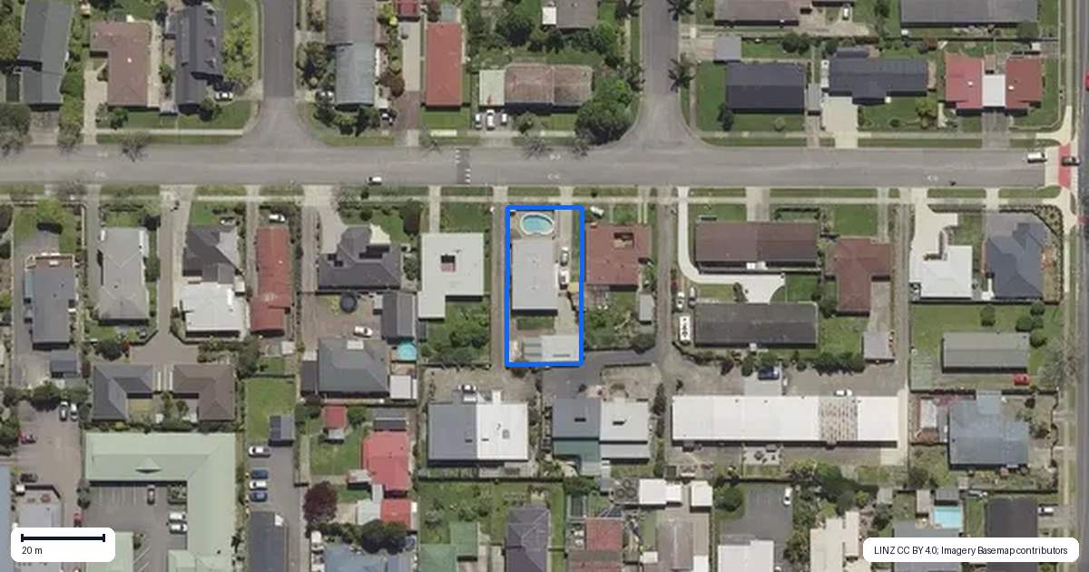 Property context map for 17 Hikurangi Street, Whakatane