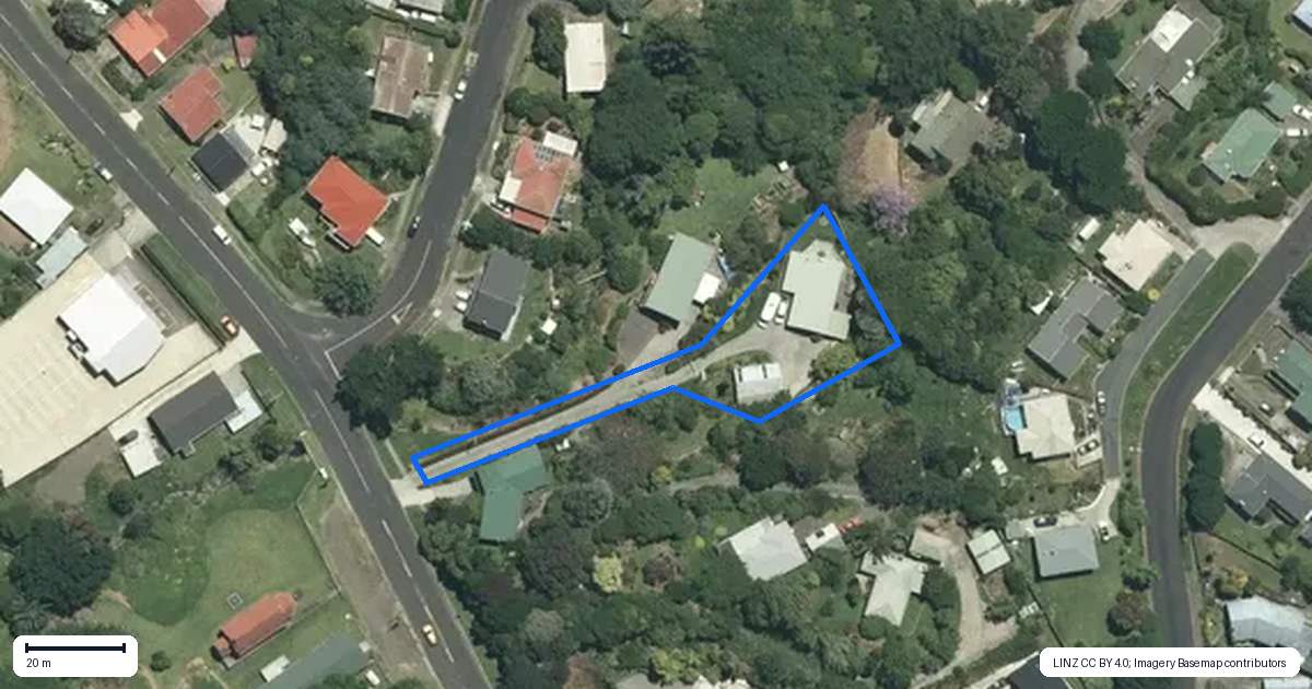 Property context map for 330 Parawai Road, Thames