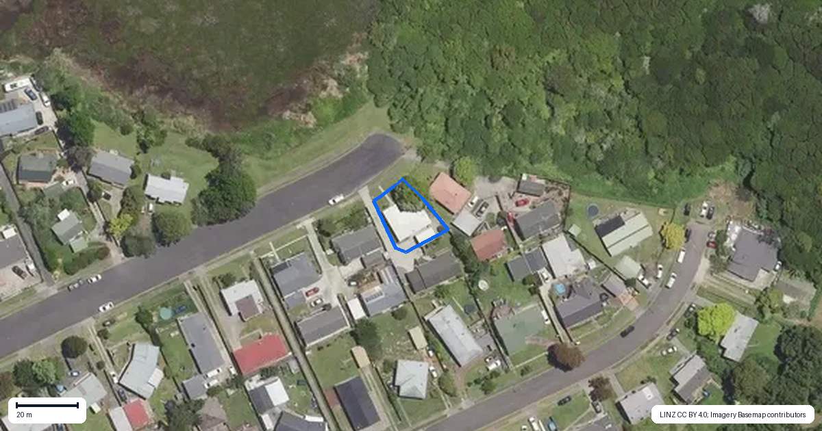 Property context map for 84 Esmeralda Street, Welcome Bay, Tauranga